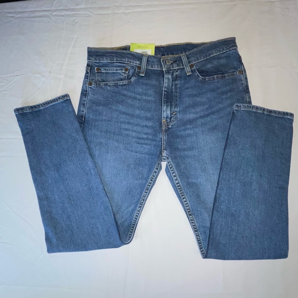 Sold NWT LEVIS’S JEAN SKINNY SIZE 34/30 - Picture 1 of 6